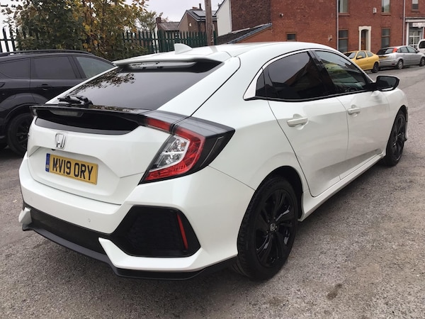 Used Honda Civic 2019 for sale - 76269734: Photo 4