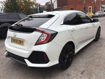 Used Honda Civic 2019 for sale - 76269734: Photo 4