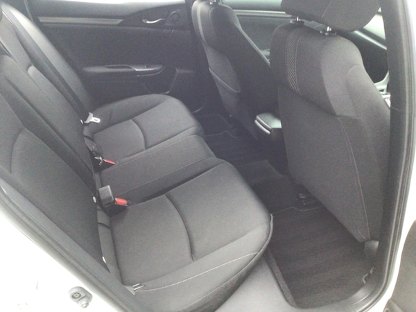 Used Honda Civic 2019 for sale - 76269734: Photo 9
