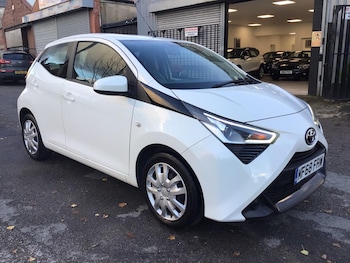 Used Toyota AYGO 2018 for sale - 76549555: Photo