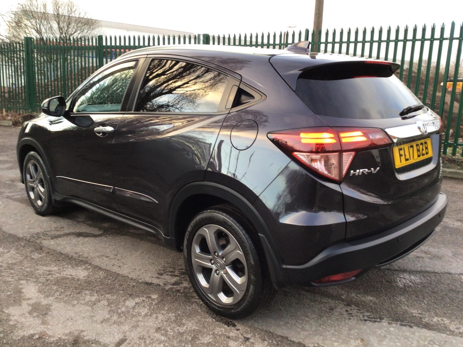 Used Honda HR-V 2017 for sale - 77290525: Photo 4