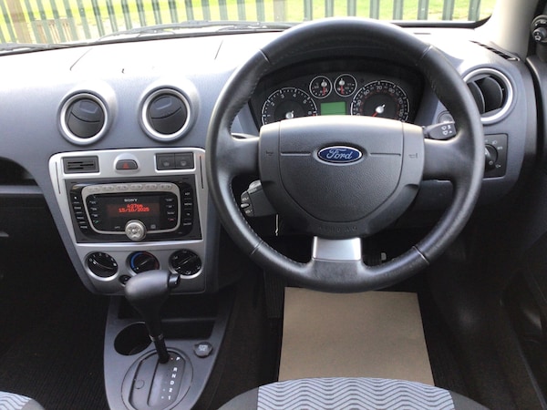 Used Ford Fusion 2010 for sale - 76283960: Photo 6