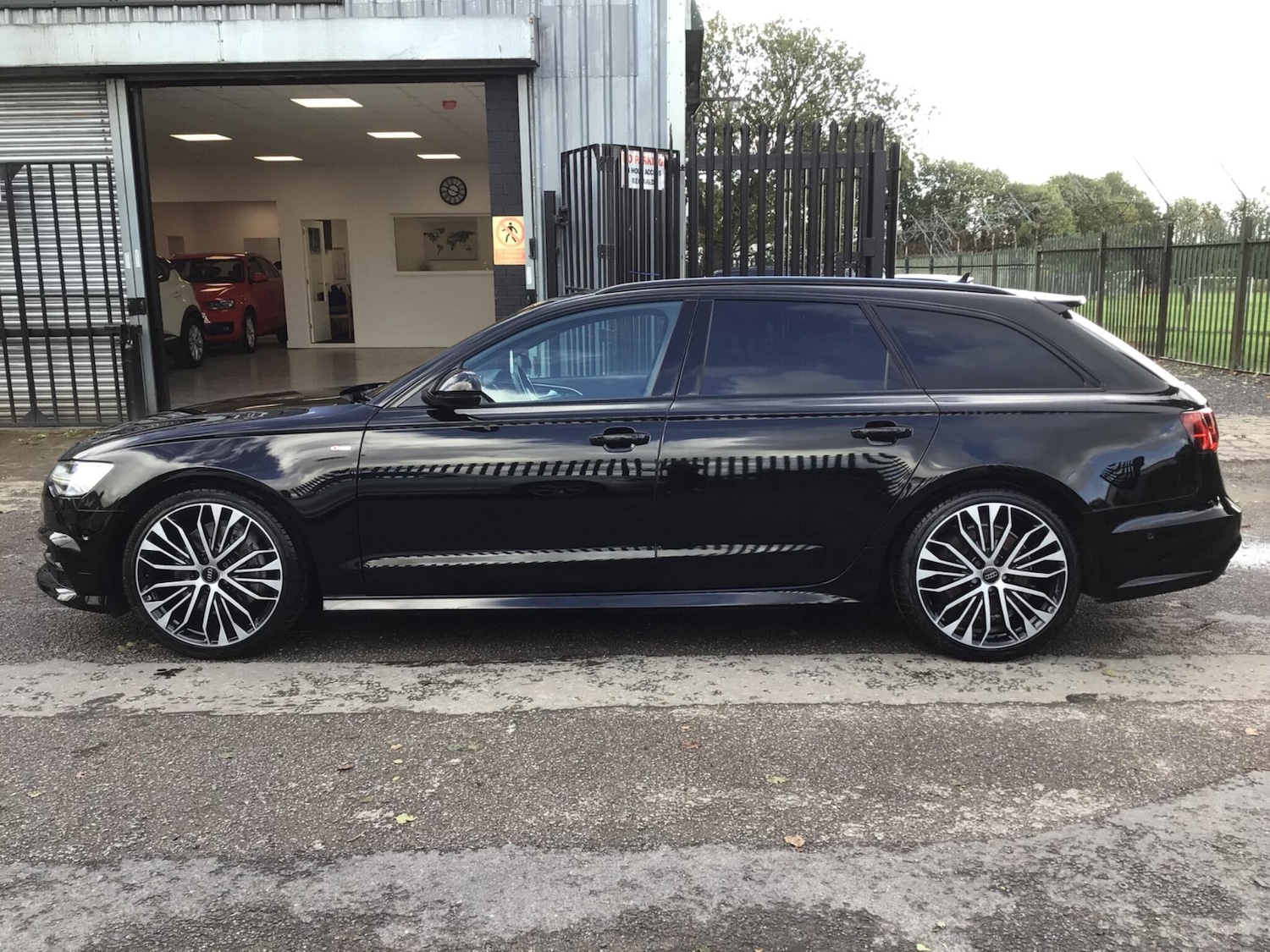 Used Audi A6 Avant 2018 for sale - 75857417: Photo 14