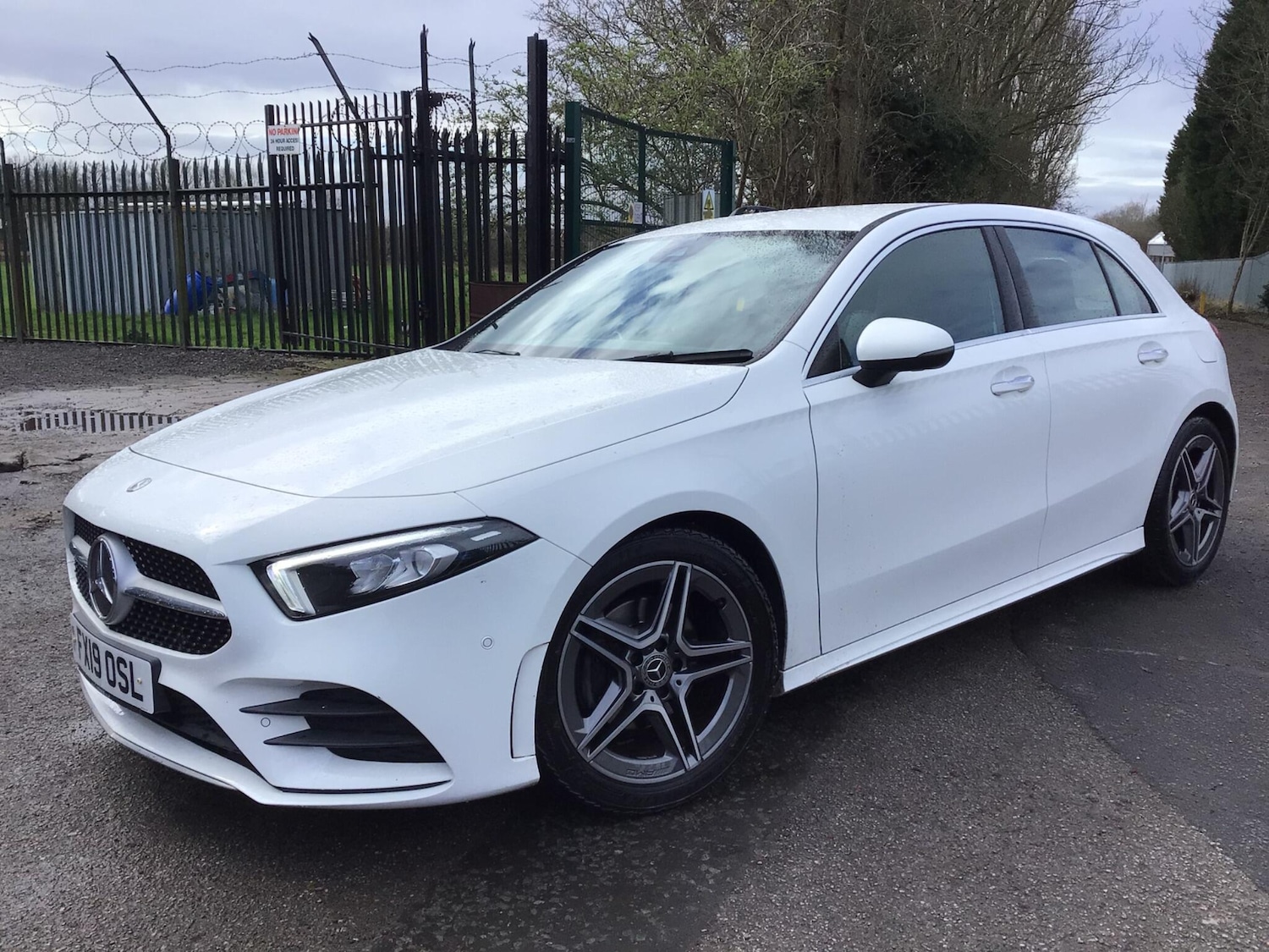 Used Mercedes-Benz A-Class for sale - 77882628: Photo 2