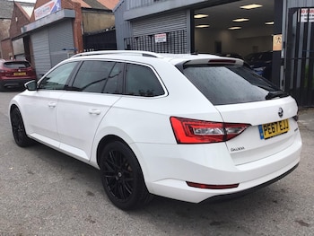 Used Skoda Superb 2017 for sale - 76270510: Photo 3
