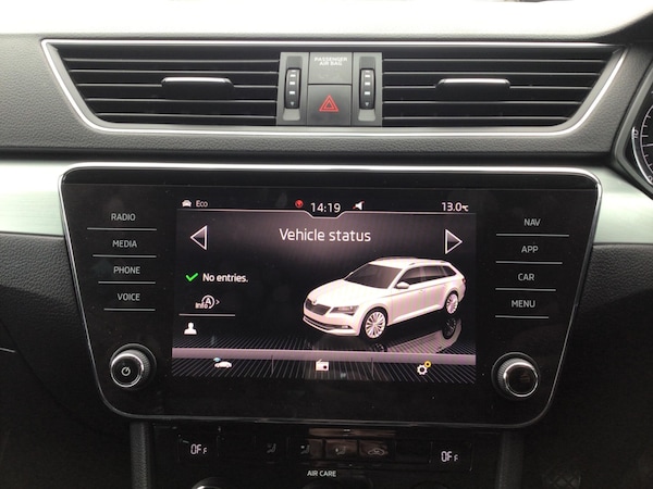 Used Skoda Superb 2017 for sale - 76270510: Photo 7