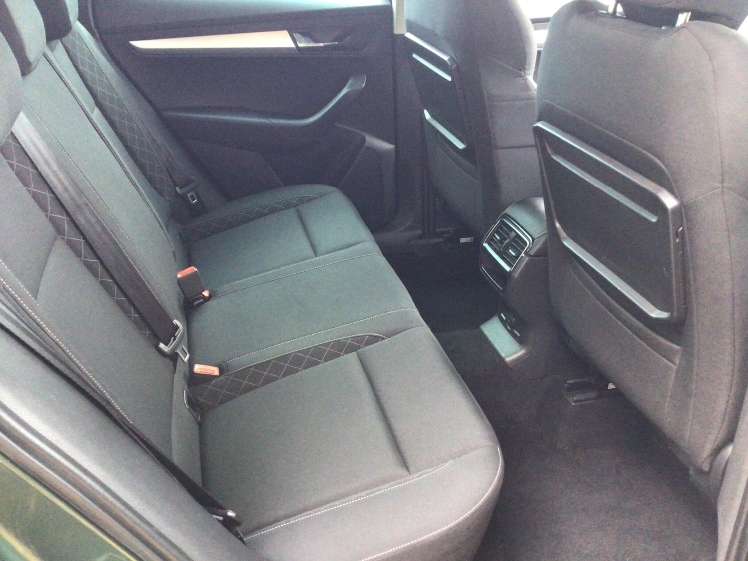 Used Skoda Karoq 2018 for sale - 76326155: Photo 9