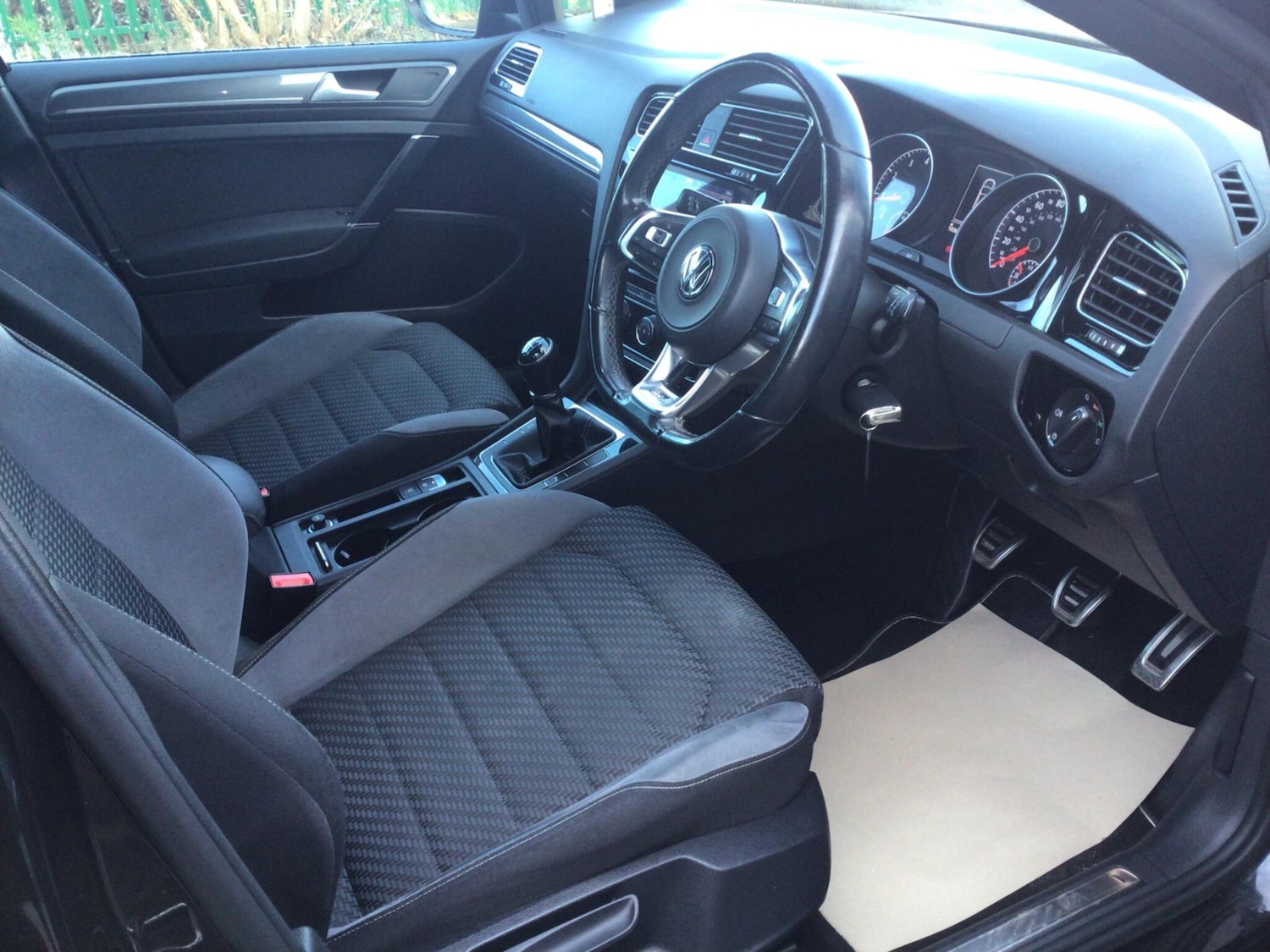 Used Volkswagen Golf 2018 for sale - 76913985: Photo 8