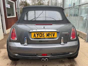 Used MINI Convertible 2005 for sale - 78471814: Photo