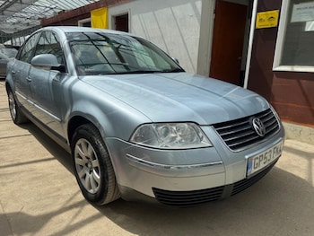 Used Volkswagen Passat 2004 for sale - 79012587: Photo
