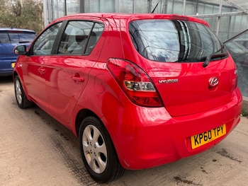 Used Hyundai i20 2010 for sale - 78471882: Photo