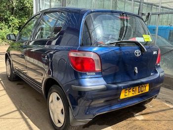 Used Toyota Yaris 2001 for sale - 78830774: Photo