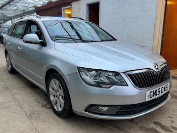 Used Skoda Superb 2015 for sale - 78430134: Photo
