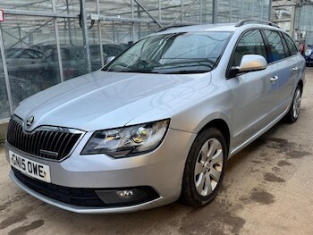 Used Skoda Superb 2015 for sale - 78430134: Photo