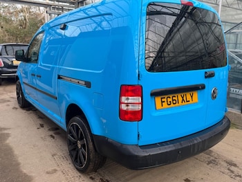 Used Volkswagen Caddy Maxi 2011 for sale - 78430172: Photo