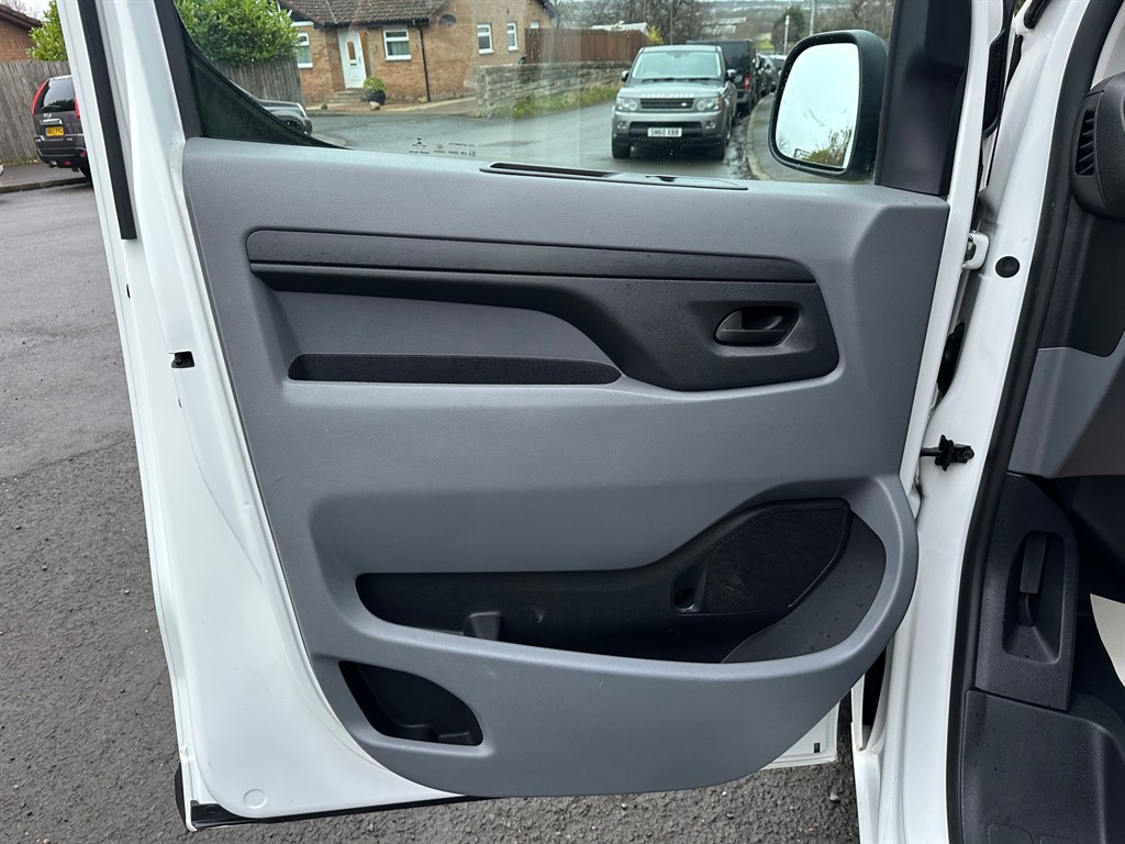 Used Citroen Dispatch 2019 for sale - 76420704: Photo 27