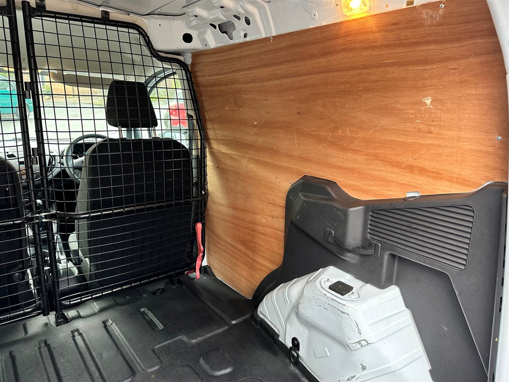 Used Ford Transit Courier 2021 for sale - 77170798: Photo 9