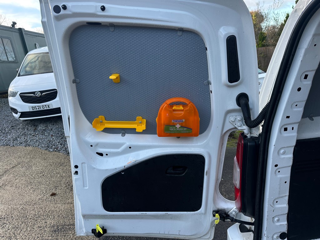 Used Vauxhall Combo 2020 for sale - 76861999: Photo 8
