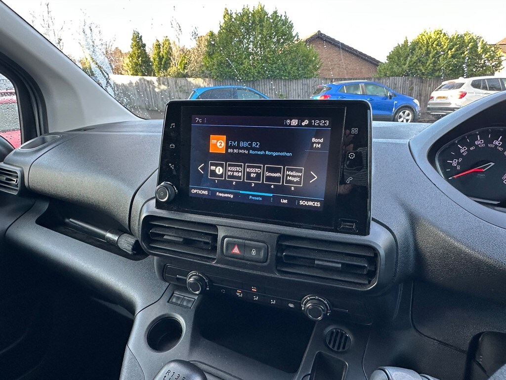 Used Peugeot Partner 2022 for sale - 76684490: Photo 11