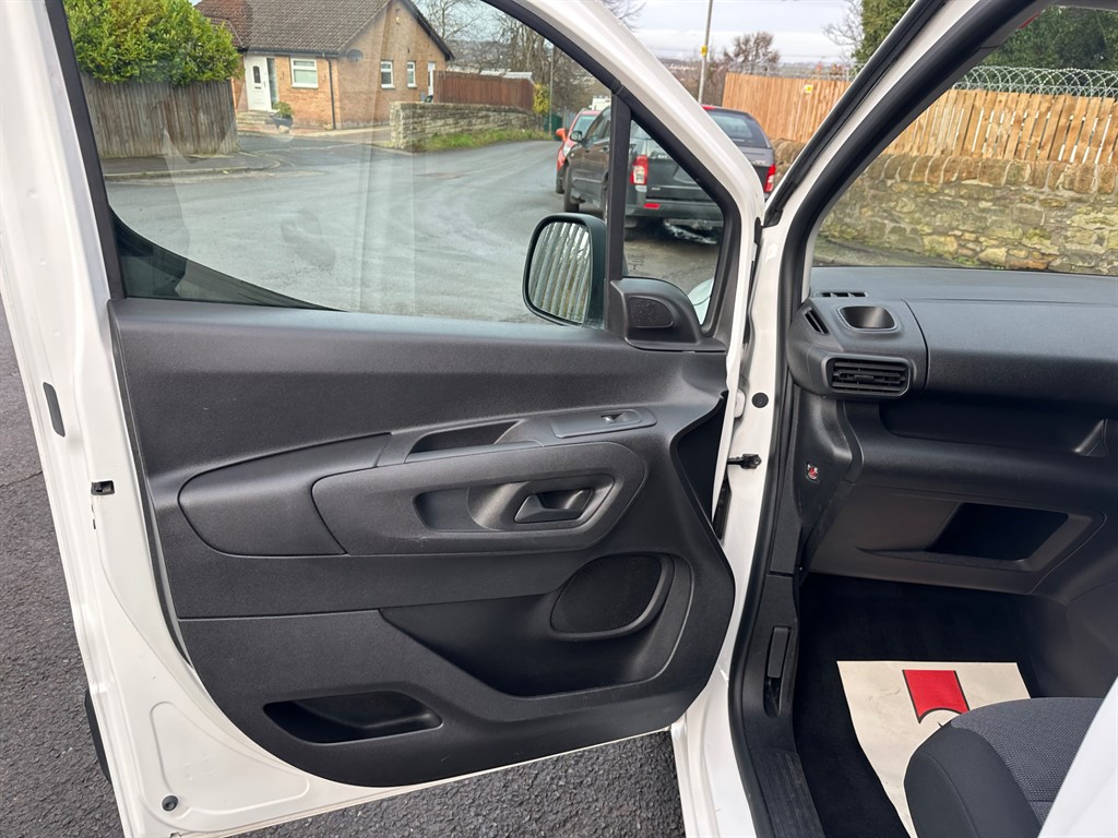 Used Vauxhall Combo 2019 for sale - 76984396: Photo 28