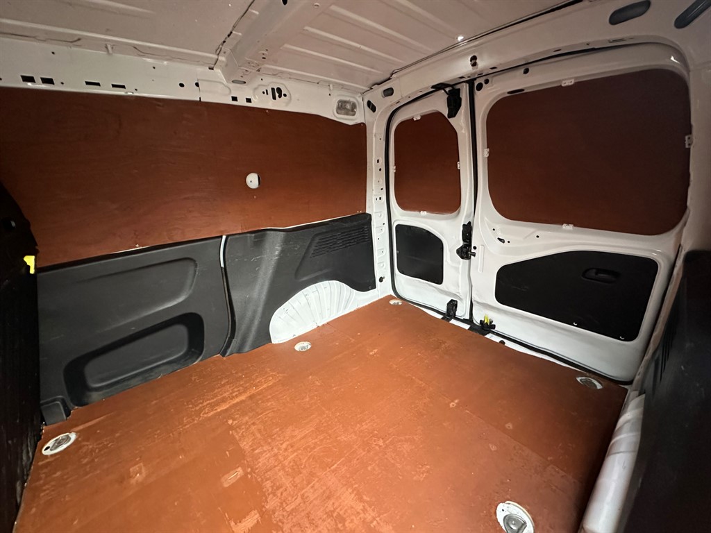 Used Vauxhall Combo 2019 for sale - 76984396: Photo 29