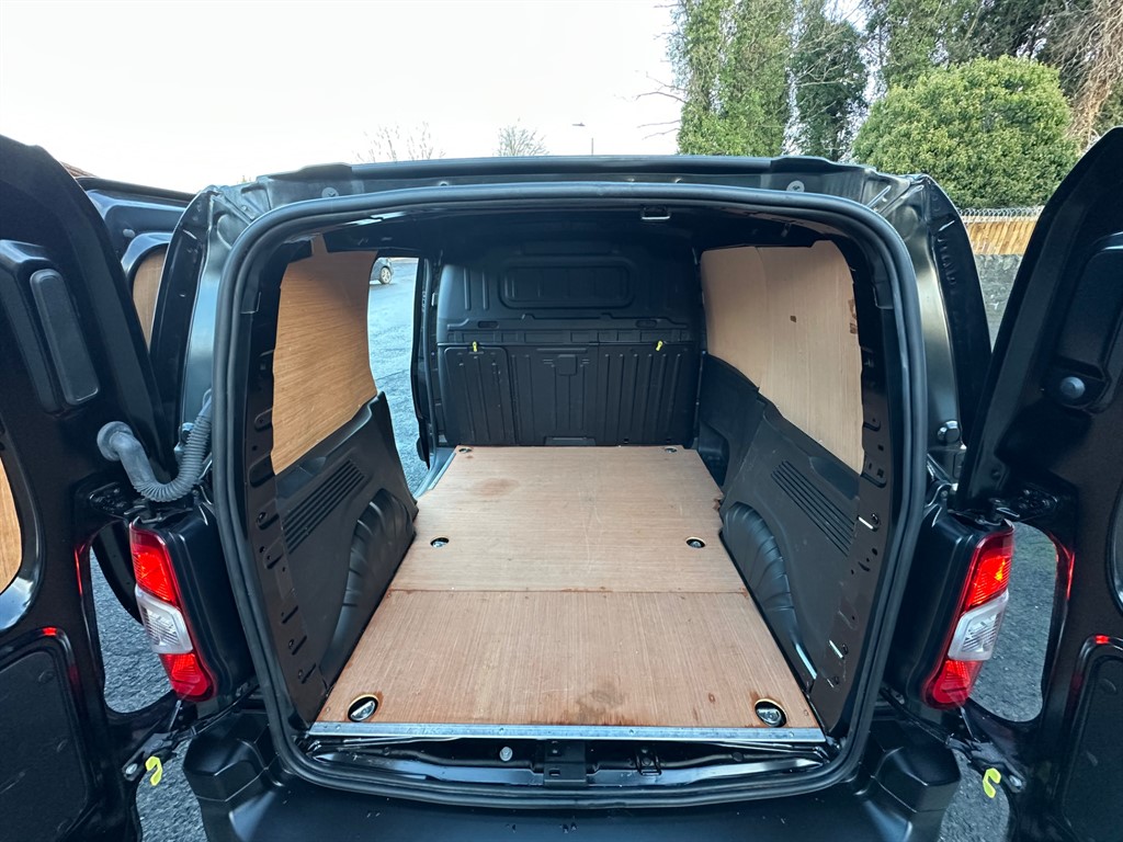 Used Peugeot Partner 2022 for sale - 76628483: Photo 28