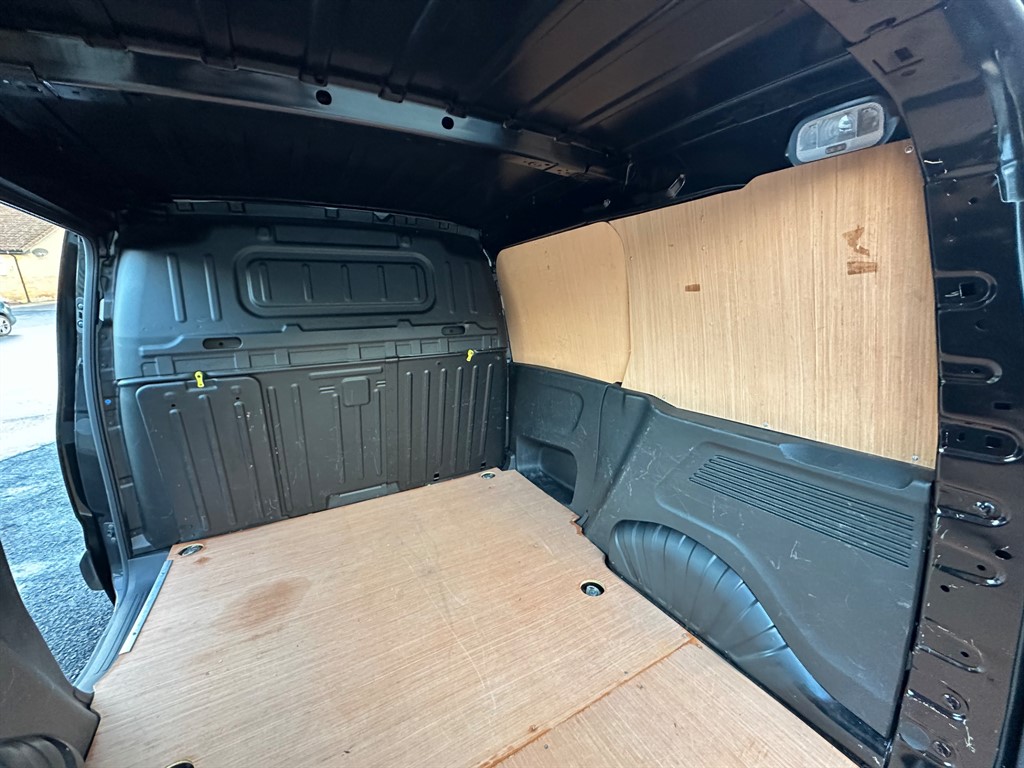 Used Peugeot Partner 2022 for sale - 76628483: Photo 31