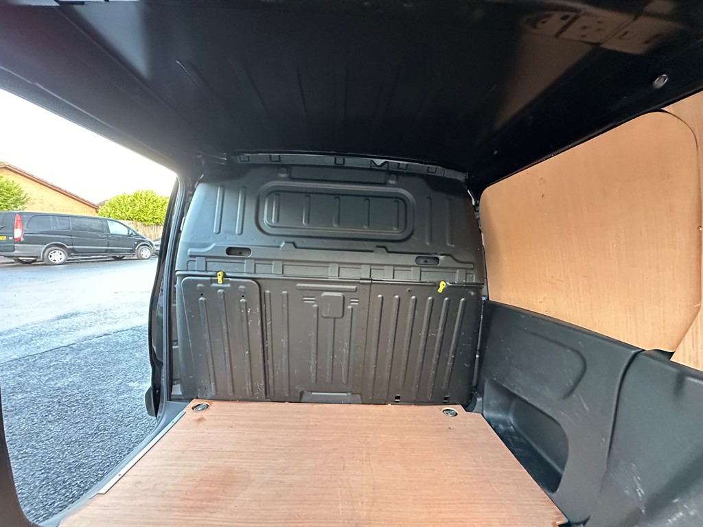 Used Peugeot Partner 2022 for sale - 76628483: Photo 33