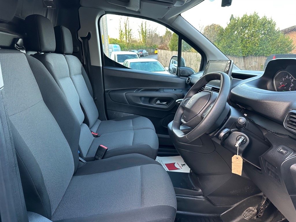 Used Peugeot Partner 2022 for sale - 76628483: Photo 40