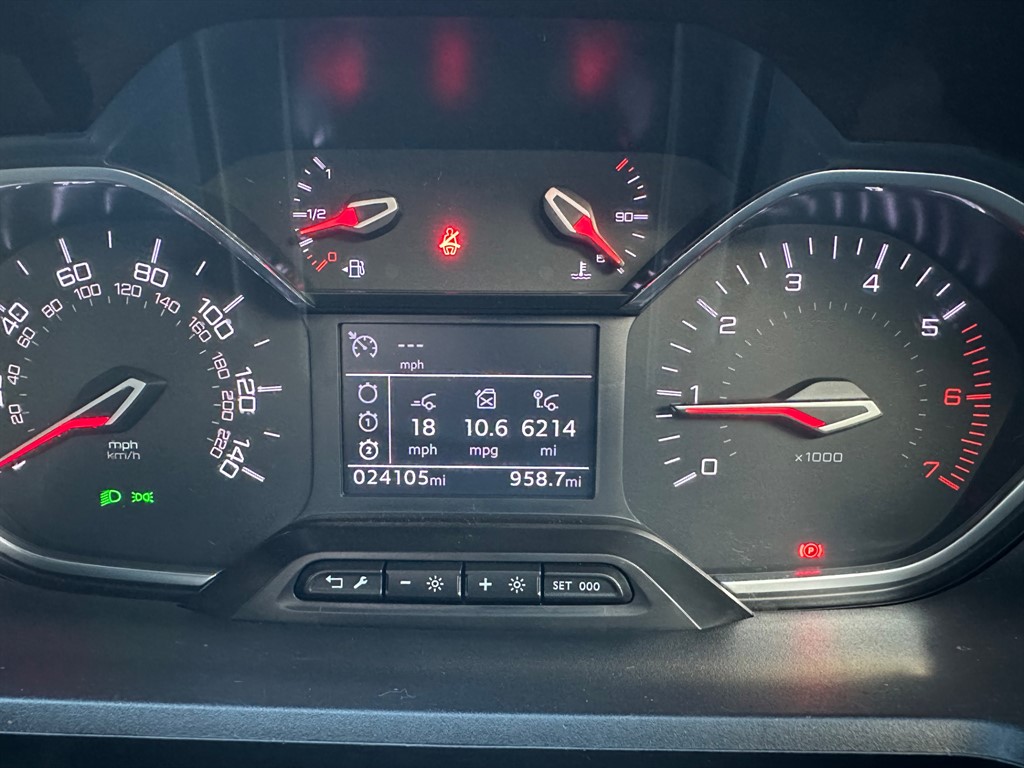 Used Peugeot Partner 2022 for sale - 76628483: Photo 46