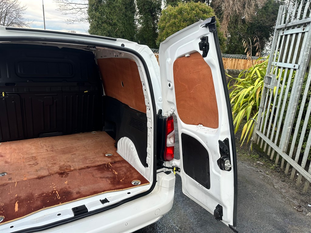 Used Vauxhall Combo 2022 for sale - 77274650: Photo 17