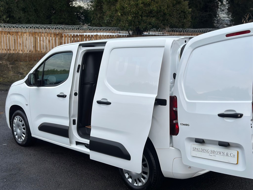 Used Vauxhall Combo 2022 for sale - 77274650: Photo 19