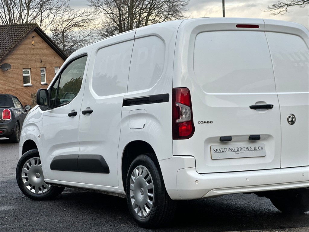 Used Vauxhall Combo 2022 for sale - 77274650: Photo 5