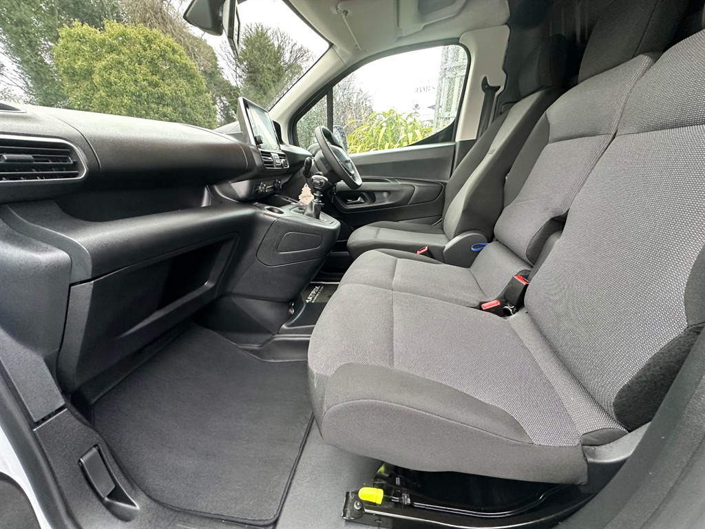 Used Peugeot Partner 2022 for sale - 77281350: Photo 45