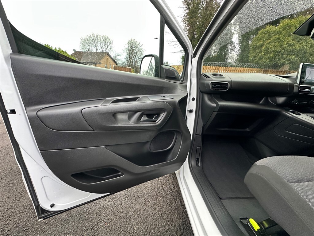 Used Peugeot Partner 2022 for sale - 77281350: Photo 46