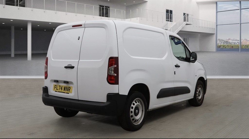 Used Vauxhall Combo 2025 for sale - 77261966: Photo 3