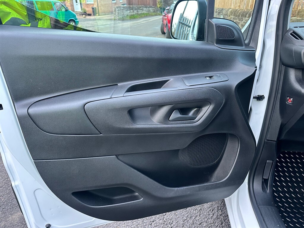 Used Vauxhall Combo 2025 for sale - 77261966: Photo 31