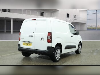 Used Citroen Berlingo 2022 for sale - 77833799: Photo