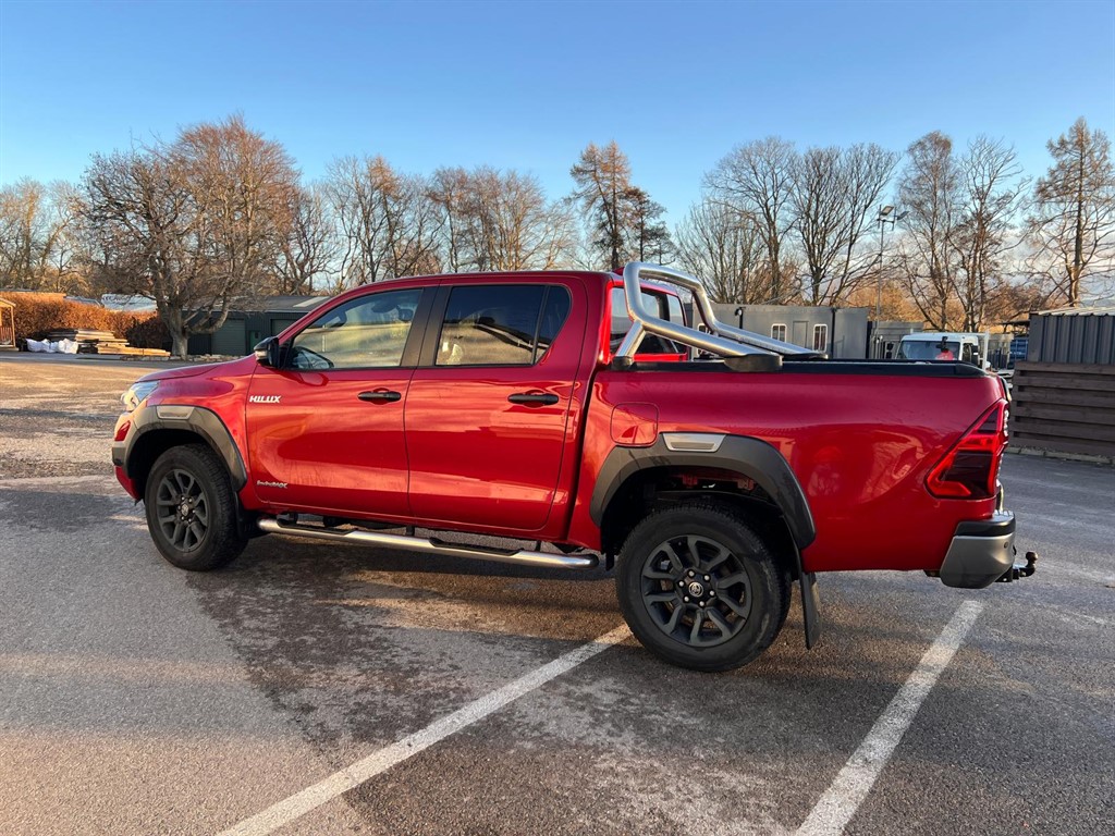 Used Toyota Hilux 2024 for sale - 76750237: Photo 4