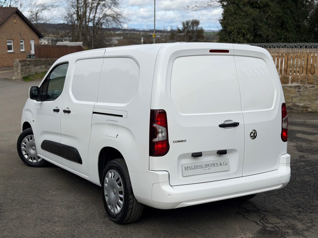 Used Vauxhall Combo 2021 for sale - 78081496: Photo 3