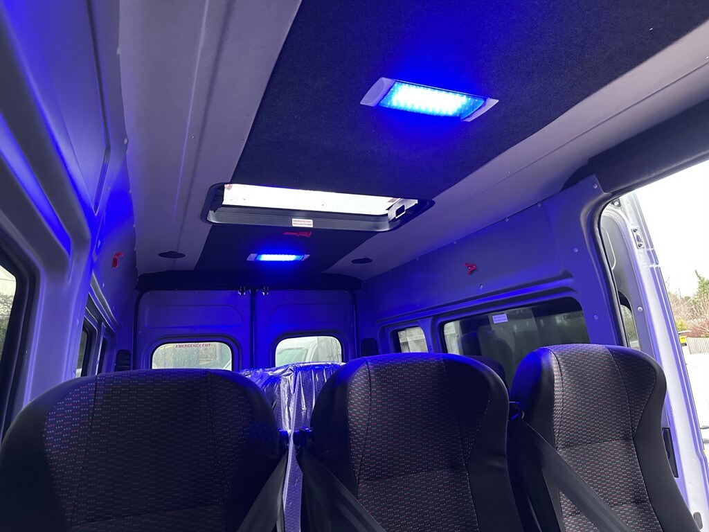 Used Vauxhall Movano 2023 for sale - 76922083: Photo 5