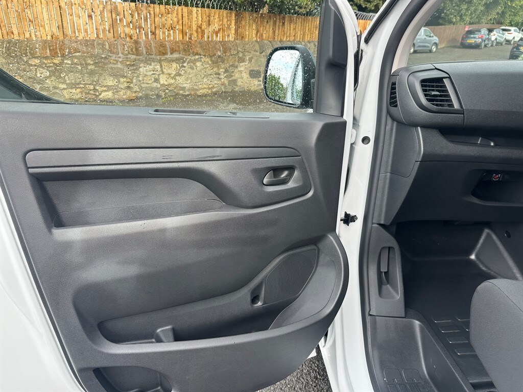 Used Vauxhall Vivaro 2023 for sale - 76420722: Photo 23