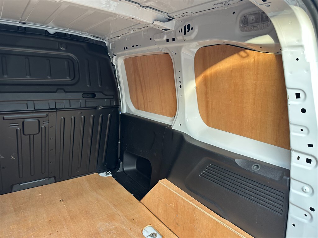 Used Peugeot Partner 2024 for sale - 76420708: Photo 23