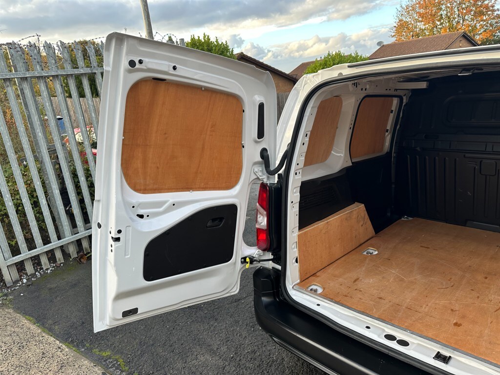 Used Peugeot Partner 2024 for sale - 76420708: Photo 25