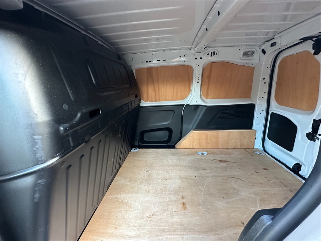 Used Peugeot Partner 2024 for sale - 76420708: Photo 9