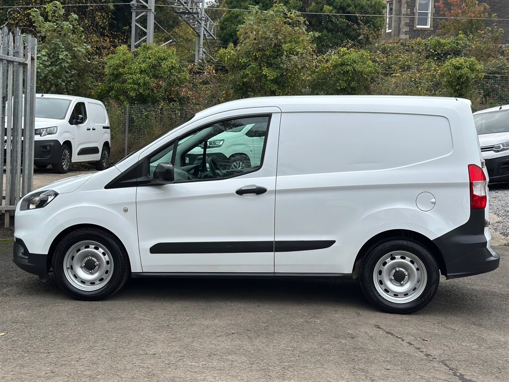 Used Ford Transit Courier 2020 for sale - 76420700: Photo 15