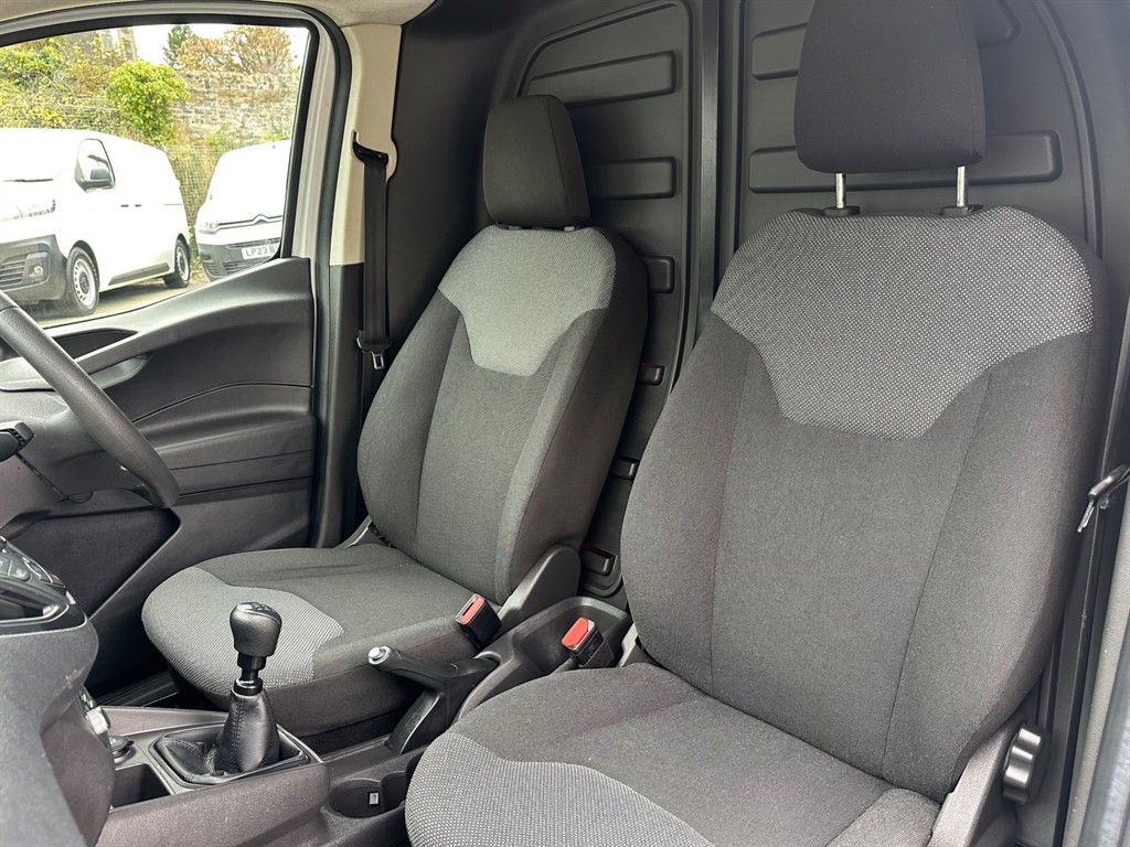 Used Ford Transit Courier 2020 for sale - 76420700: Photo 20