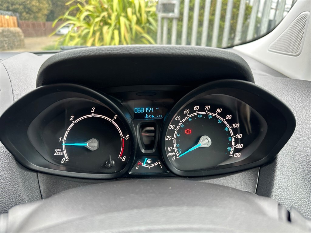 Used Ford Transit Courier 2020 for sale - 76420700: Photo 29