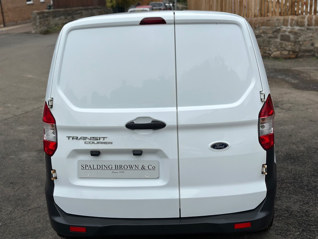 Used Ford Transit Courier 2020 for sale - 76420700: Photo 8
