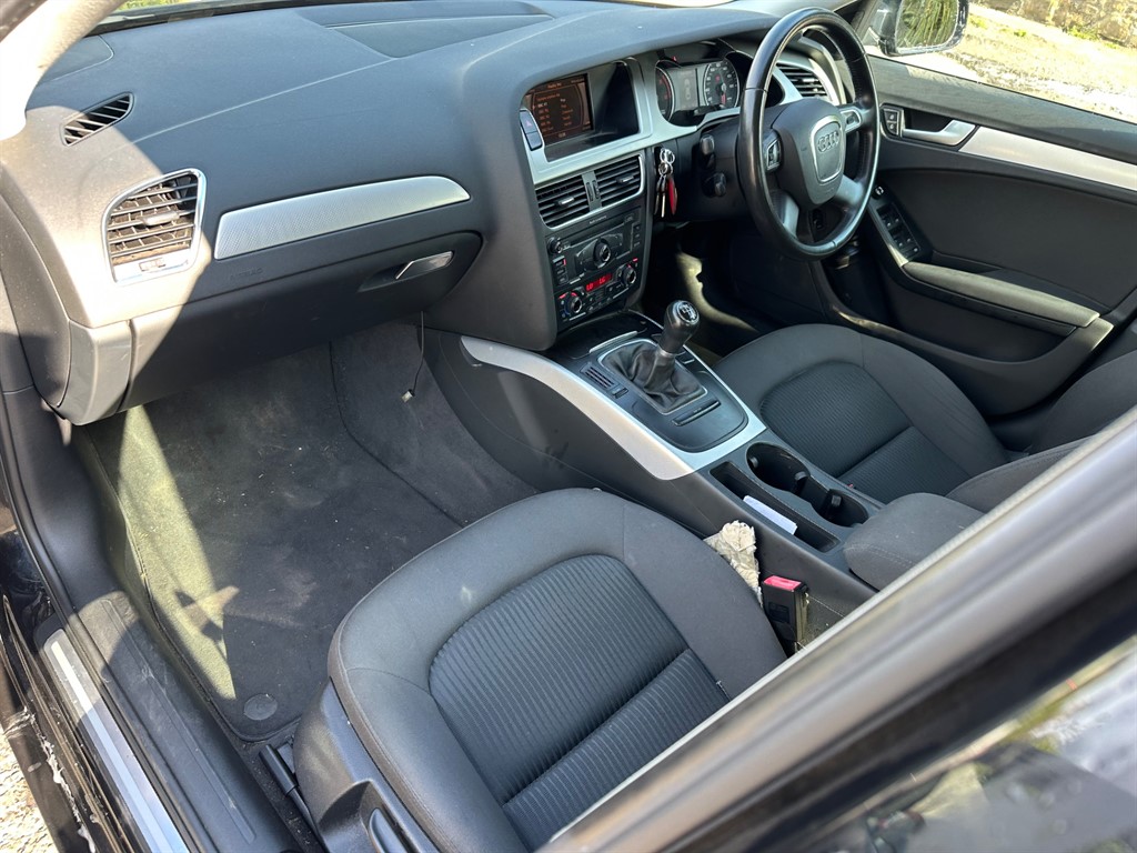 Used Audi A4 2009 for sale - 76420707: Photo 8